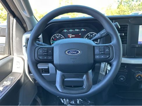 New 2026 Ford F250 XLT w/ F-250 >10K GVWR Package image 11