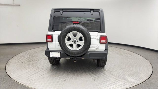 Used 2018 Jeep Wrangler Sport AWD/4WD image 3