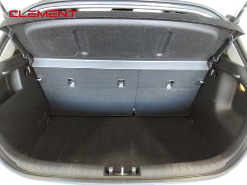 Used 2023 Kia Rio S w/ Technology Package image 10