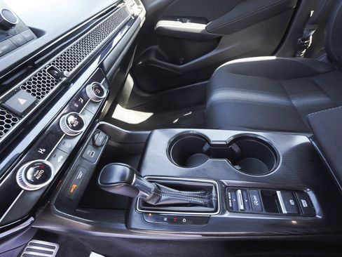 Used 2023 Honda Civic Sport image 30