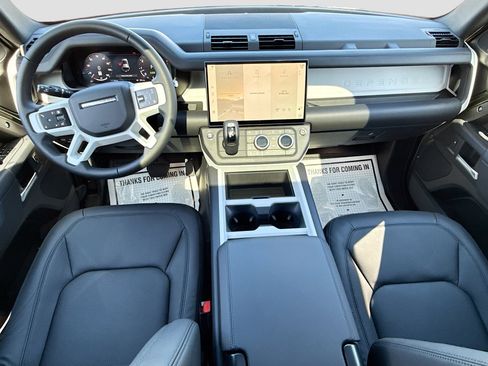 New 2026 Land Rover Defender 110 X-Dynamic SE image 15