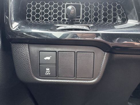 Used 2025 Honda CR-V EX-L image 17