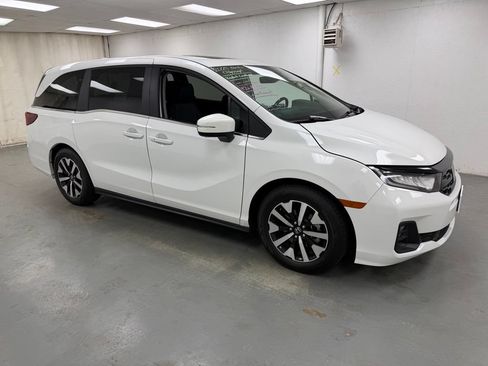 Used 2025 Honda Odyssey EX-L image 8