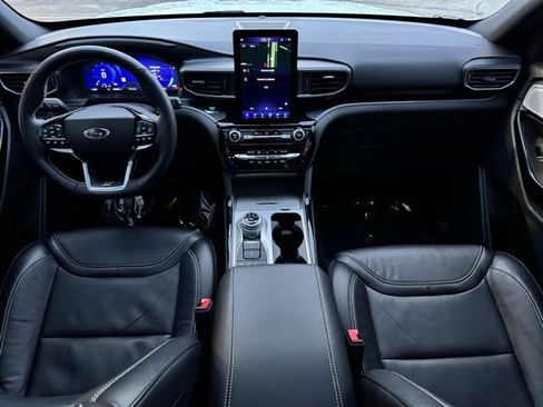 Certified 2022 Ford Explorer ST w/ Equipment Group 401A image 7