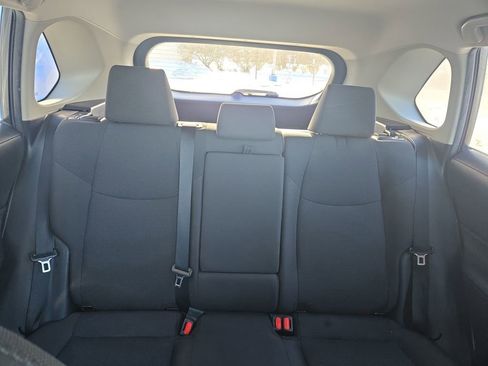 Used 2020 Toyota RAV4 LE image 32