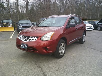 Used 2014 Nissan Rogue S w/ Convenience Package