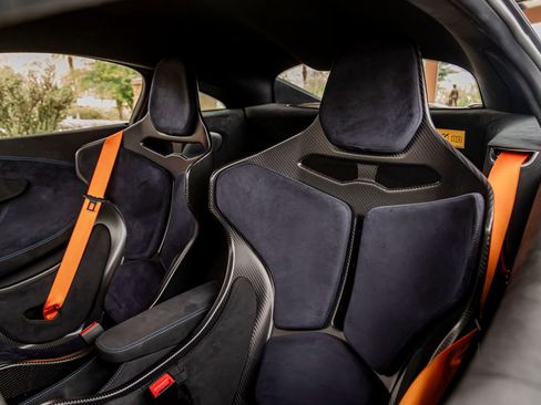 Used 2019 McLaren 600LT RWD image 13