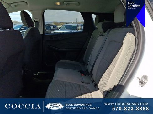 Certified 2022 Ford Escape SE w/ SE Sport Appearance Package AWD/4WD image 10