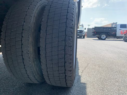 Used 2016 Ford F550 4x4 Crew Cab Super Duty image 56