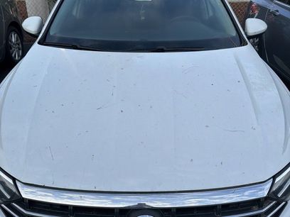 Used 2020 Volkswagen Jetta SE w/ SE Cold Weather Package