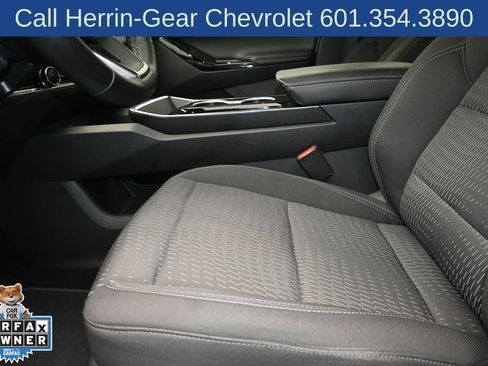 Used 2025 Chevrolet Equinox LT w/ Safety and Technology Package FWD image 13
