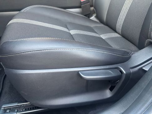 Used 2025 MAZDA CX-50 AWD 2.5 S w/ Select Package image 23