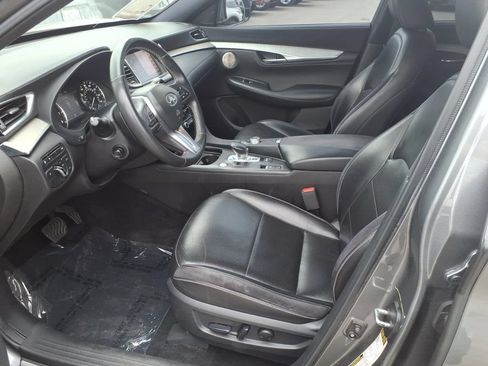 Used 2019 INFINITI QX50 Essential w/ Sensory Package FWD image 14