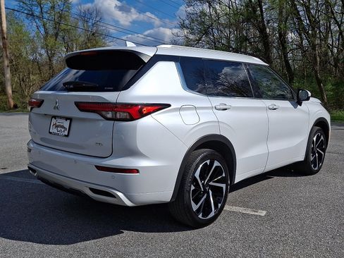 Used 2024 Mitsubishi Outlander SEL AWD/4WD image 6