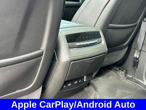 Used 2024 Cadillac Escalade ESV Premium Luxury Platinum image 38