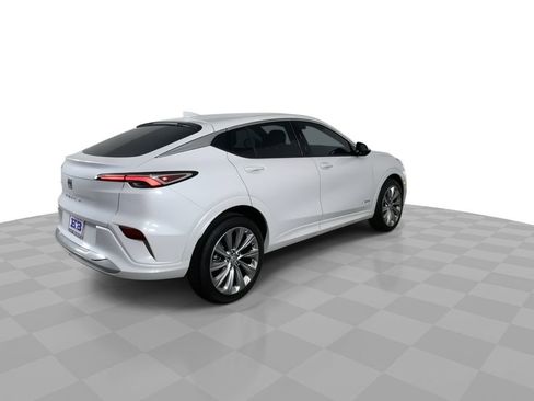 Used 2025 Buick Envista Avenir image 8