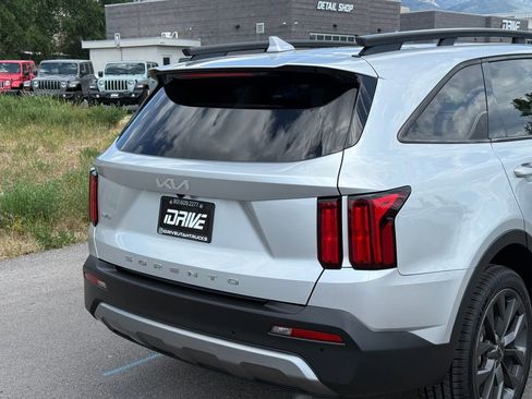 Used 2022 Kia Sorento SX Prestige AWD/4WD image 10