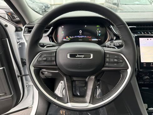 Used 2024 Jeep Grand Cherokee Limited 4xe image 23