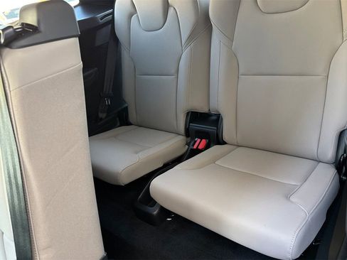 Used 2026 Volvo XC90 B5 Core w/ Protection Package image 14