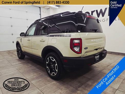 Certified 2024 Ford Bronco Sport Outer Banks w/ Tech Package AWD/4WD image 3