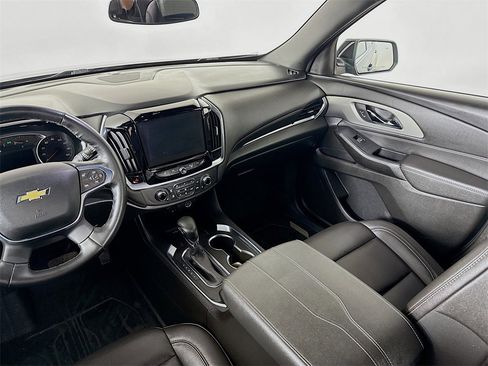 Used 2023 Chevrolet Traverse LT w/ LPO, Floor Liner Package image 23