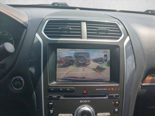 Used 2018 Ford Explorer Platinum AWD/4WD image 14