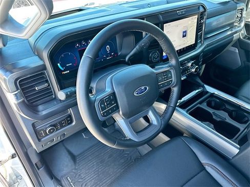 Used 2025 Ford F250 Lariat w/ Lariat Ultimate Package image 9