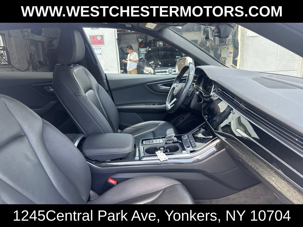 Used 2021 Audi Q8 Premium w/ Black Optic Package AWD/4WD image 15