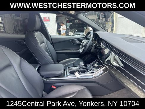 Used 2021 Audi Q8 Premium w/ Black Optic Package AWD/4WD image 15