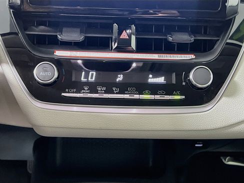 Used 2026 Toyota Corolla LE FWD image 25