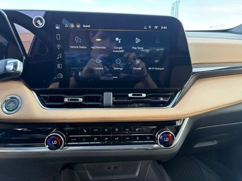 New 2026 Chevrolet Equinox ACTIV w/ Safety and Technology Package FWD image 18