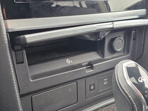 Used 2024 INFINITI QX80 Luxe image 34