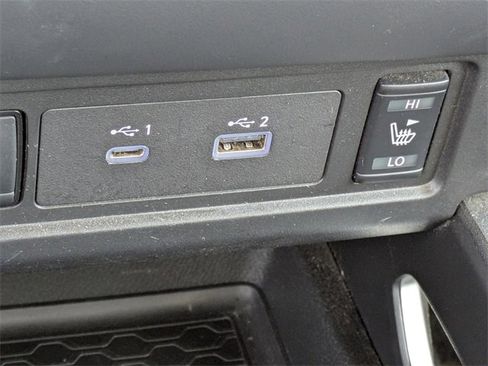 Used 2023 Nissan Frontier SV w/ SV Convenience Package image 26