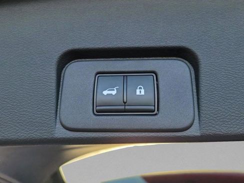 Certified 2024 Nissan Rogue Platinum w/ Platinum Premium Package image 8