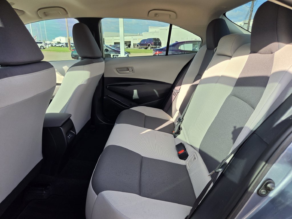 Used 2024 Toyota Corolla LE FWD image 27