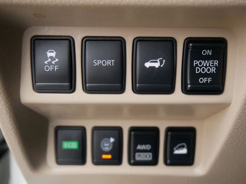 Used 2016 Nissan Rogue SL w/ SL Premium Package image 29