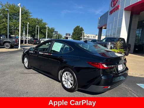 Used 2025 Toyota Camry LE FWD image 6