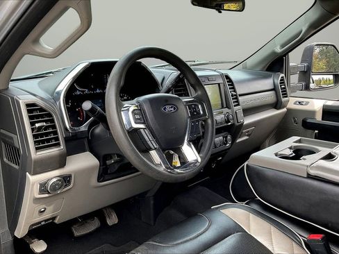 Used 2020 Ford F250 XL w/ STX Appearance Package AWD/4WD image 18