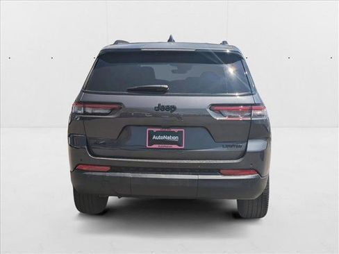 New 2025 Jeep Grand Cherokee L Limited w/ Black Appearance Package image 8