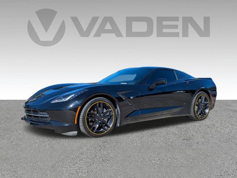 Used 2019 Chevrolet Corvette Stingray Coupe w/ 1LT image 2