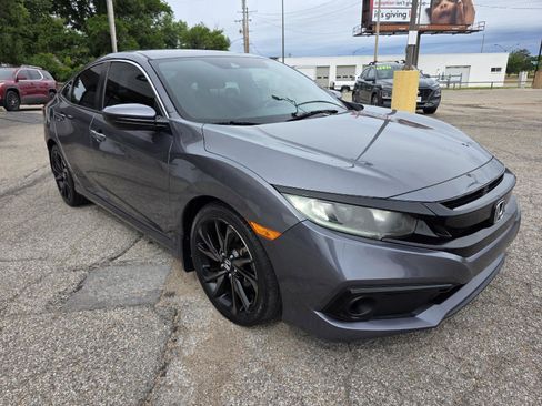 Used 2019 Honda Civic Sport image 3