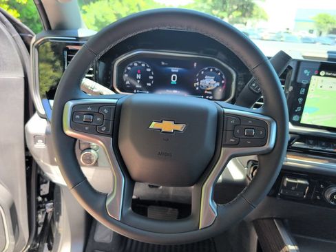 New 2026 Chevrolet Silverado 2500 LT w/ Z71 Chrome Sport Edition AWD/4WD image 24