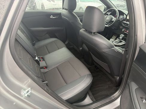 Used 2024 Kia Forte GT-Line image 18