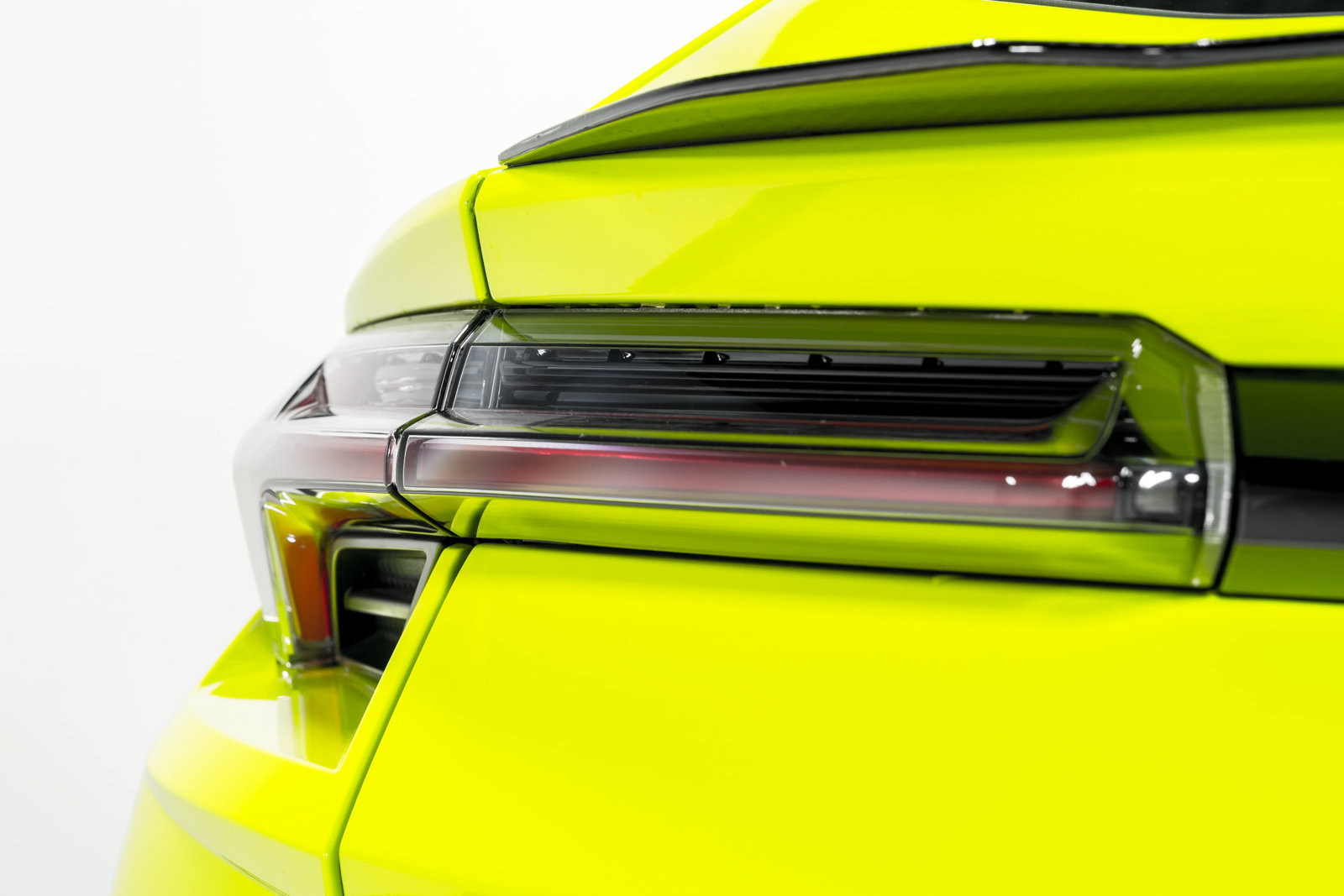 Used 2024 Lamborghini Urus Performante AWD/4WD image 63