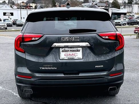 Used 2018 GMC Terrain SLE w/ Driver Convenience Package image 6