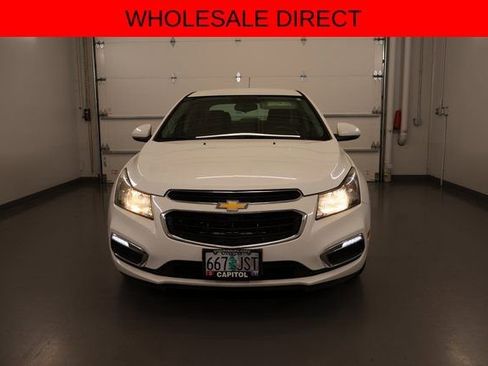 Used 2016 Chevrolet Cruze LT FWD image 6