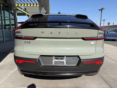 Used 2023 Volvo C40 P8 Recharge Plus image 13