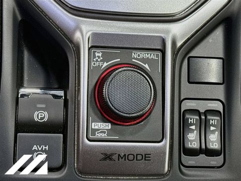 Used 2024 Subaru Forester Premium AWD/4WD image 21