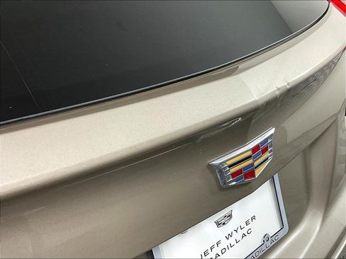 Used 2023 Cadillac XT4 Premium Luxury AWD/4WD image 24