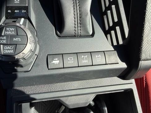 Used 2025 Toyota Tacoma TRD Pro AWD/4WD image 43